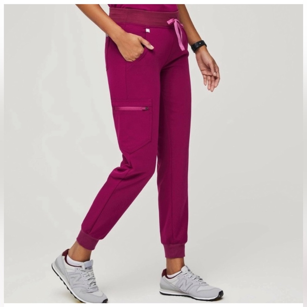 Figs scrub mini bundle magenta